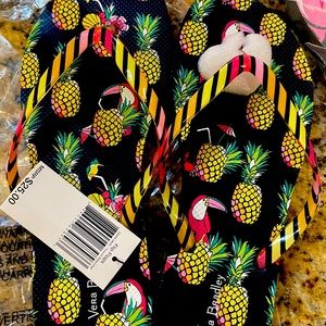 Vera Bradley NEW w/Tags 2 pair flip flops size L